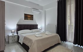 Flore Rooms